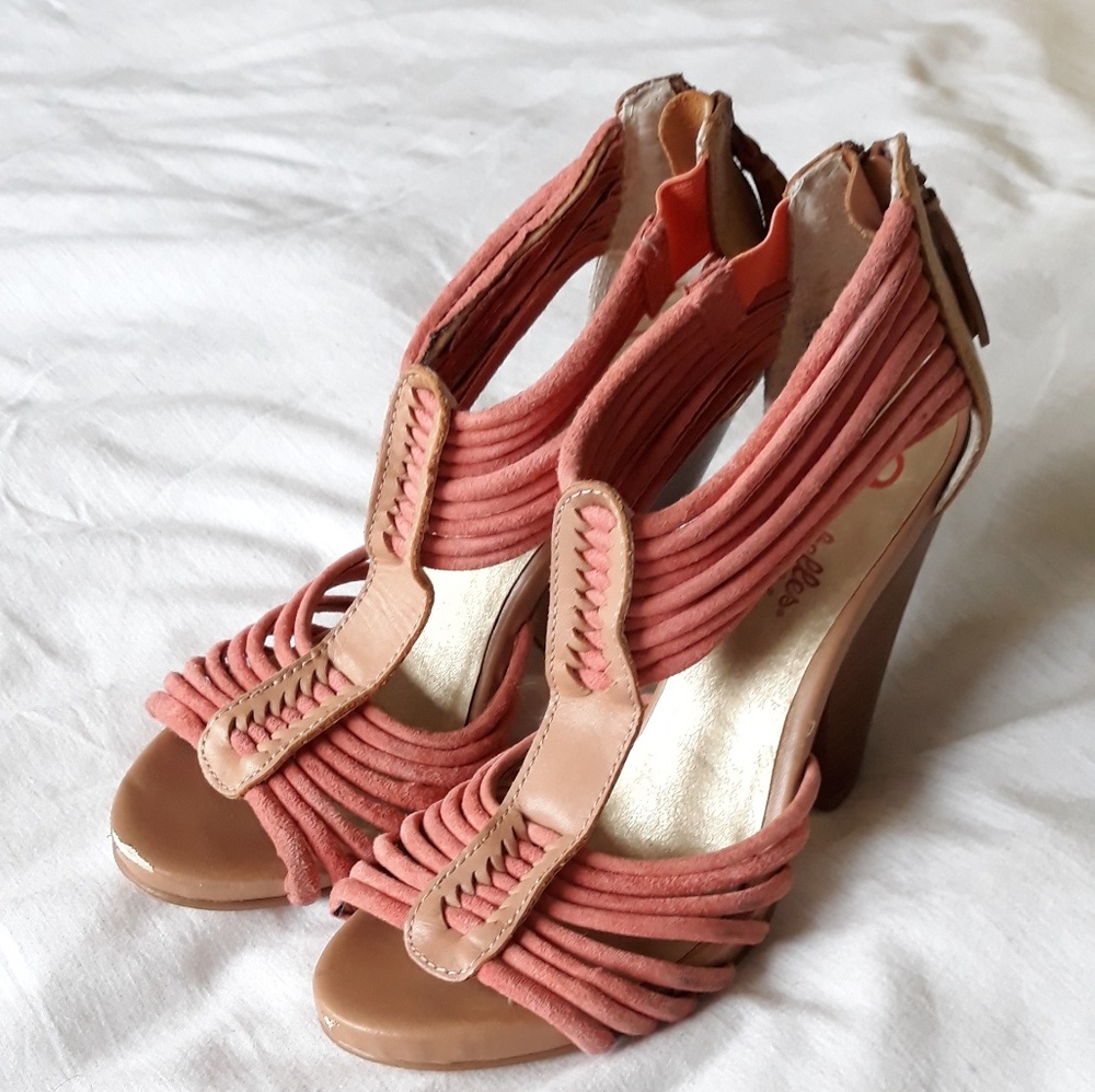 Beautiful coral Seychelles strappy heels
